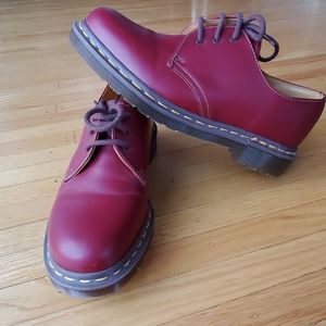 NWOT - Mens Dr Martens